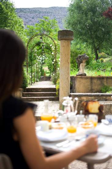 La Bastide de Moustiers - Moustiers-Sainte-Marie - Ducasse Hospitalité - Terrasse